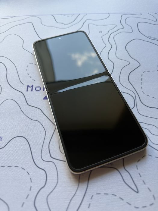 Samsung Z Flip 7 FE White