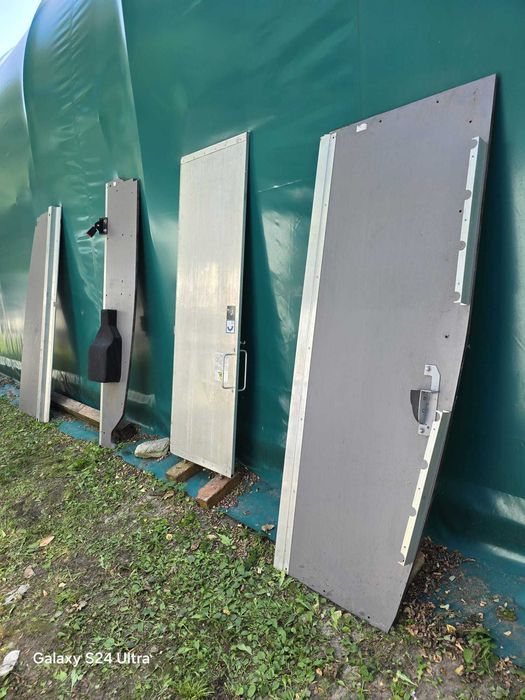 Sprinter W906 Zabudowa ŚCIANY GRODZIOWEJ