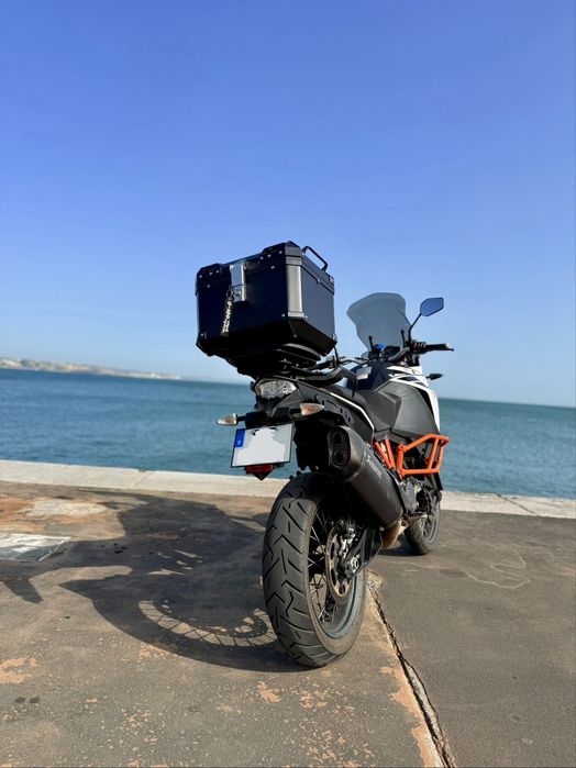 KTM 1090 Adventure R - 2018 - 14 mil km - Akrapovic