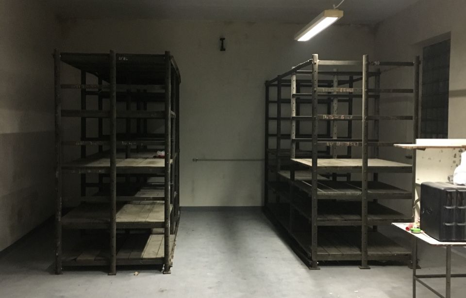 Solidne regały magazynowe regał