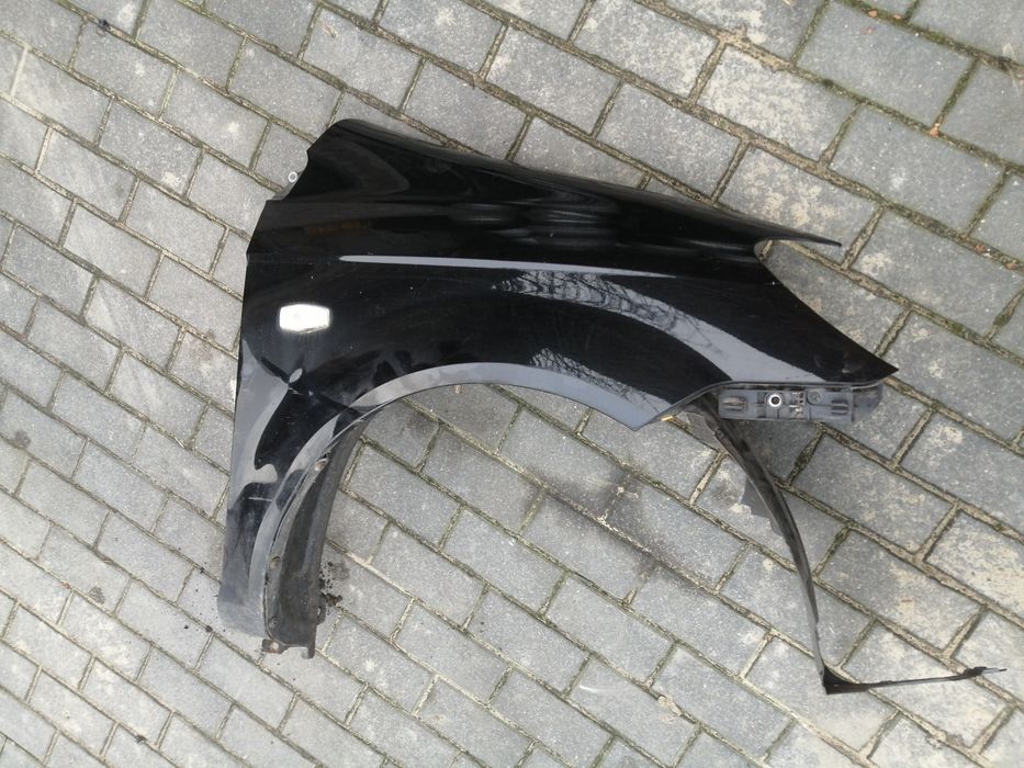 Hyundai Getz lift błotnik prawy kolor EB