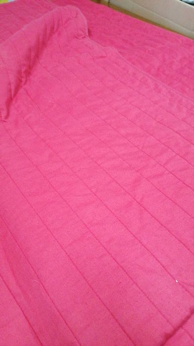 Narzuta na łóżko pikowana