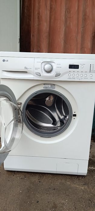 Стиральная машинка LG