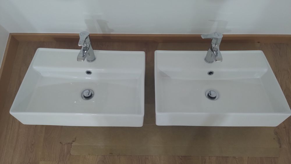 Lavatório + Torneira + Válvula "click" NOVO
TUDO NOVO A ESTREAR: 1