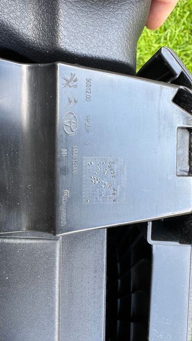 Stolik podłokietnik Proace Jumpy Traveller Scudo