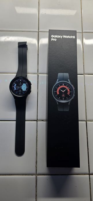 Galaxy watch 5 pro Negro Titanium, praticamente como NOVO! Com caixa e todos os acessórios impecáveis.