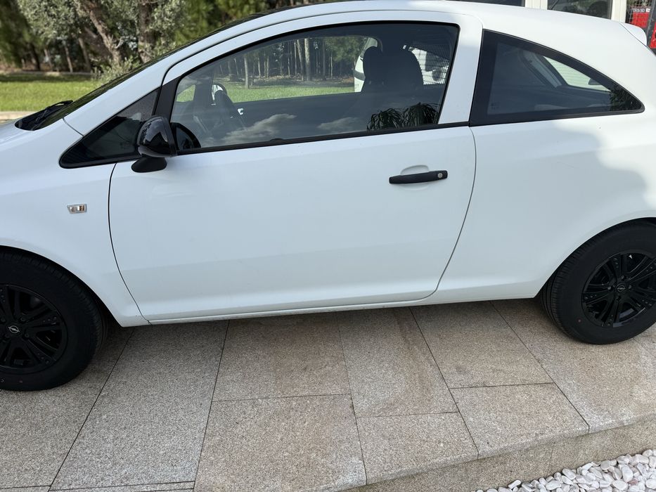 Opel corsa comercial