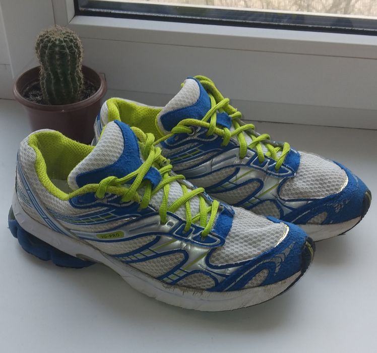 Кроссовки на мальчика