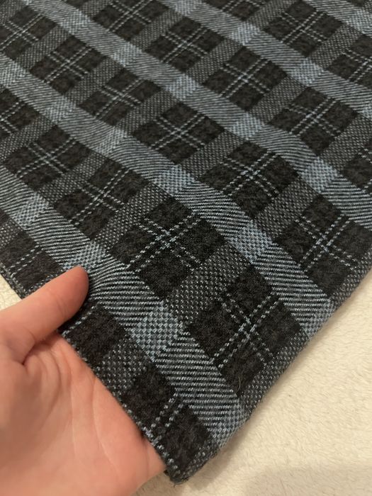 Dopasowana ołówkowa krótka spódnica mini w kratę