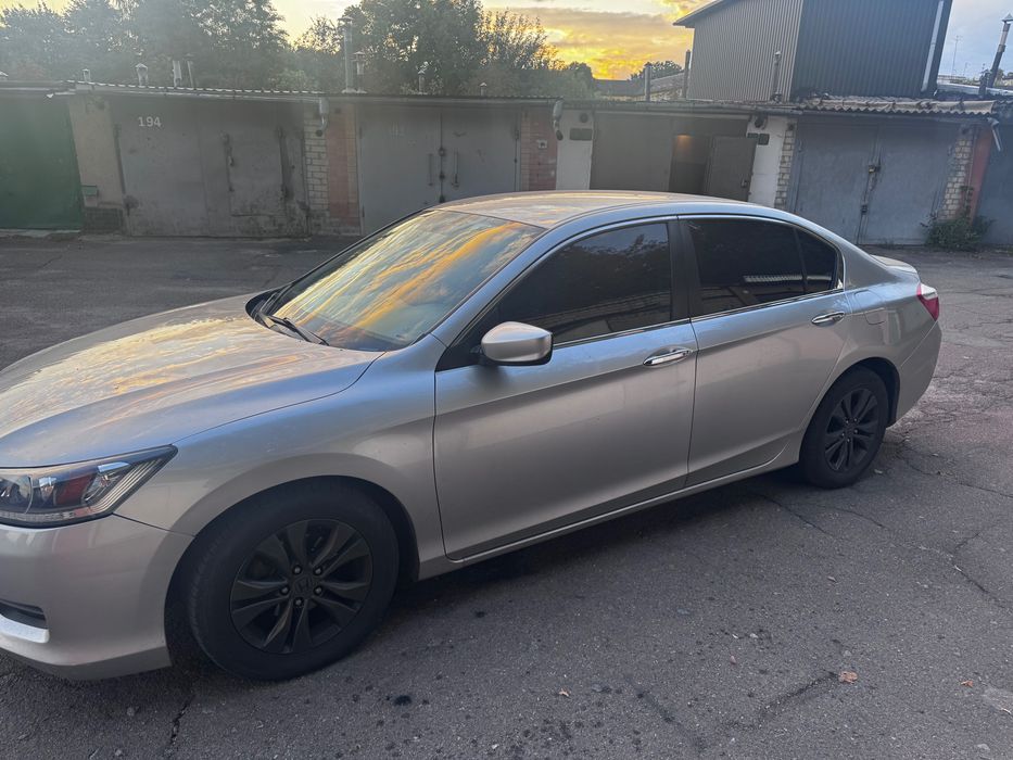 Автомобіль легковий