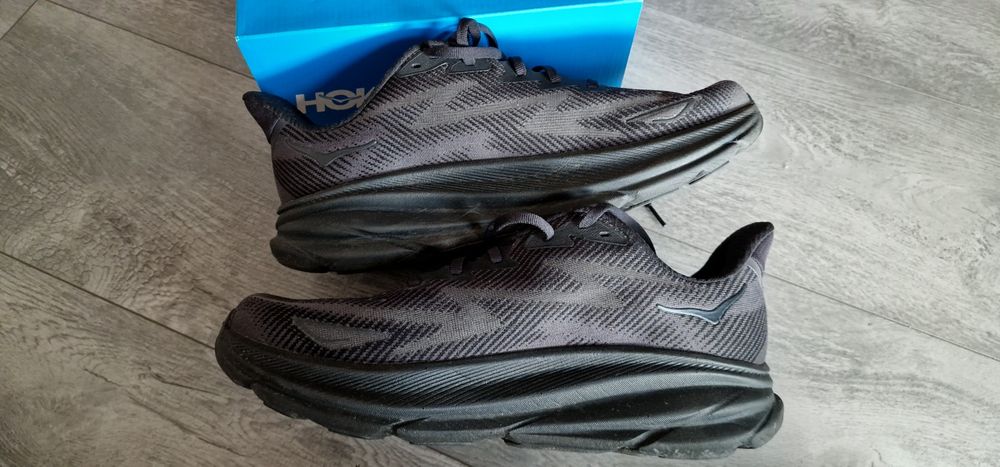 Hoka Clifton 9 r. 44