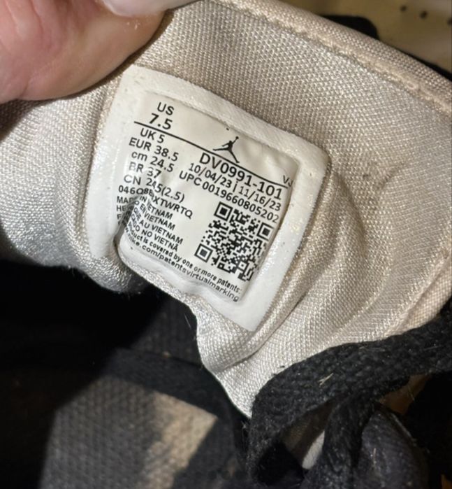 Nike Air Jordan 1 Mid Panda