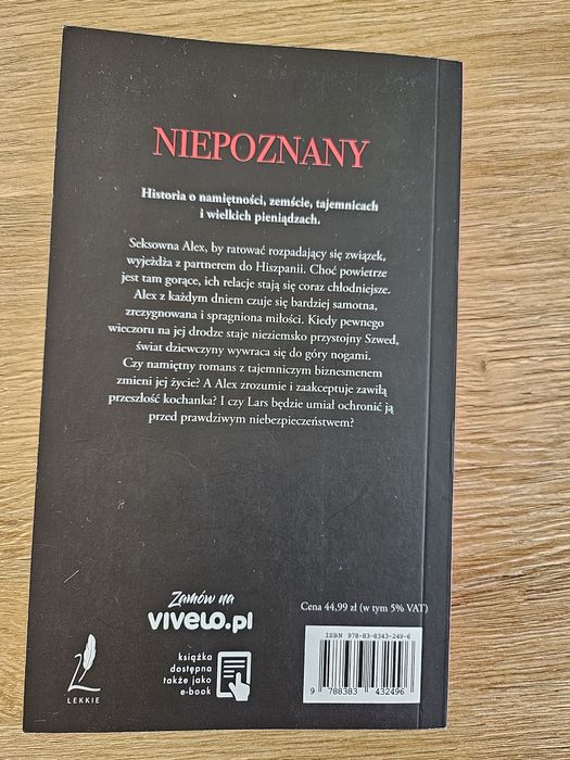Niepoznany tom 1 Aleksandra Łacic