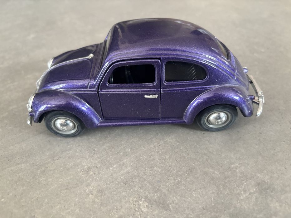 Model SunnySide skala 1/24 VW Vokswagen Beetle fiolet
