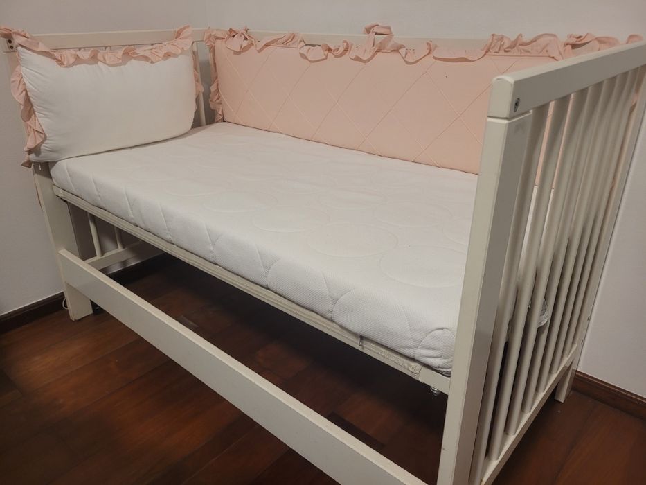 Berço com colchão