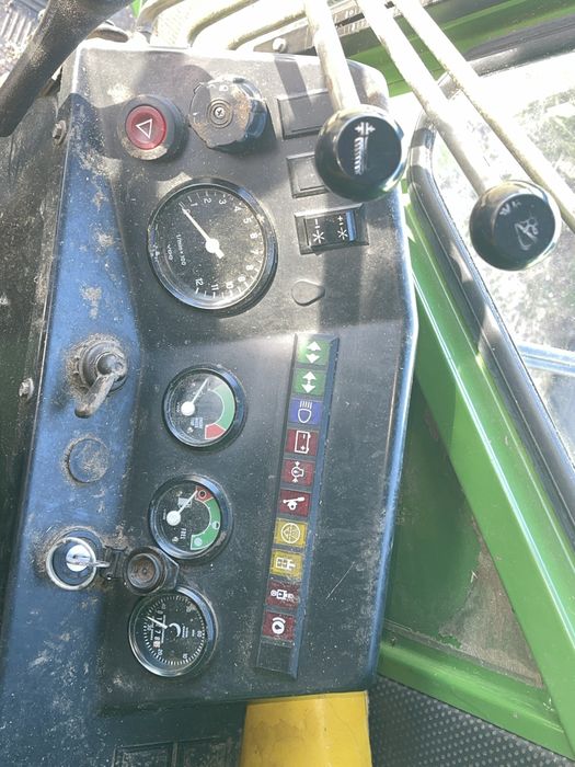 Комбайн John Deere 1065