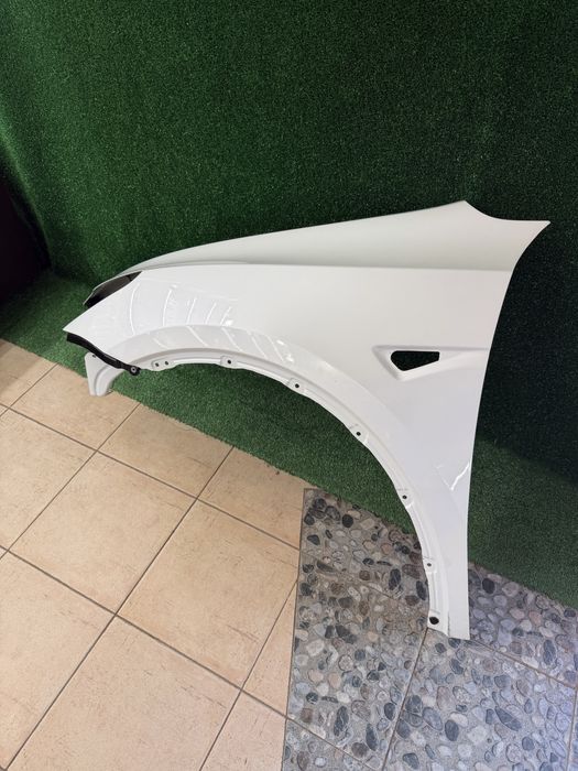 Крыло tesla model Y