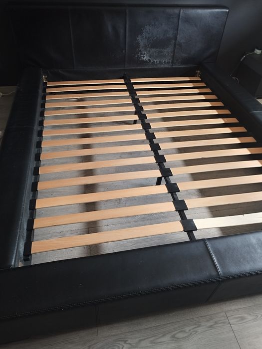 Cama de Casal 160x200 + Estrado + Colchão (Oferta)