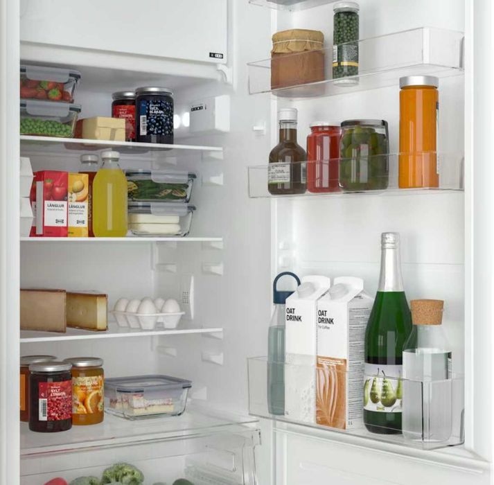 Ikea,  HÅLLNÄS, półki i szuflady do lodówki