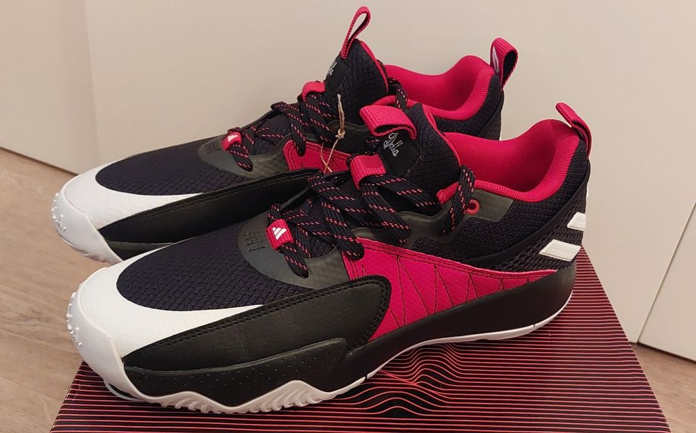 Sapatilhas Adidas Dame Certified Basketball ( ler anotações)