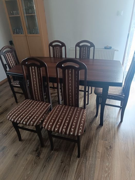 Stół i 6 krzeseł