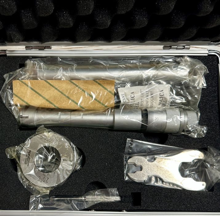 Нутромер трехточечный 20-25мм 0,005мм SPI, США