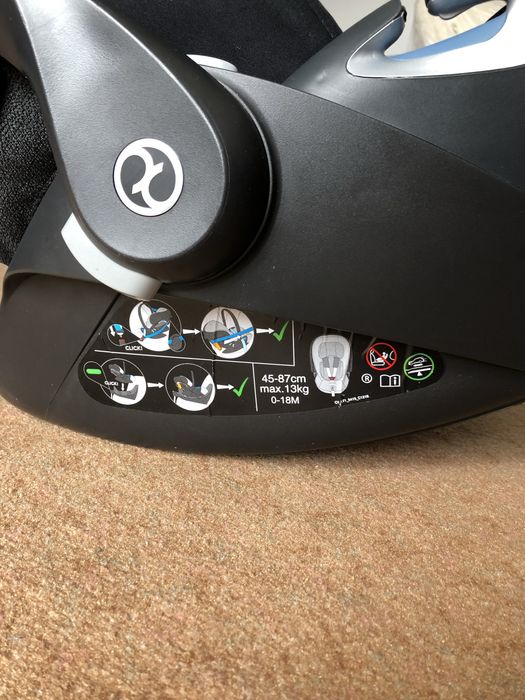 Продам Cybex Cloud Z i-Size Plus Deep Black