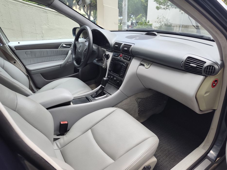 Mercedes -benz C220 avaguard caixa automática