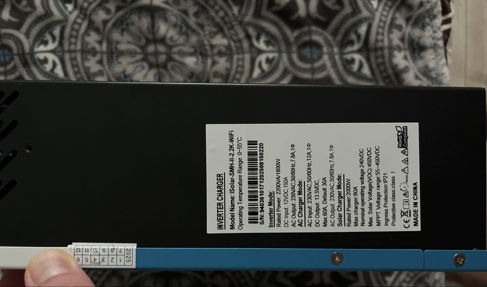 Гибридный инвертор EASUN