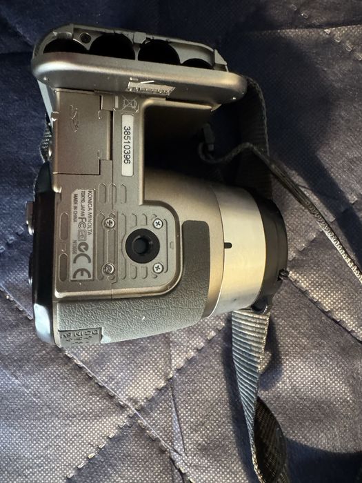 Aparat fotograficzny Konica Minolta Z-6