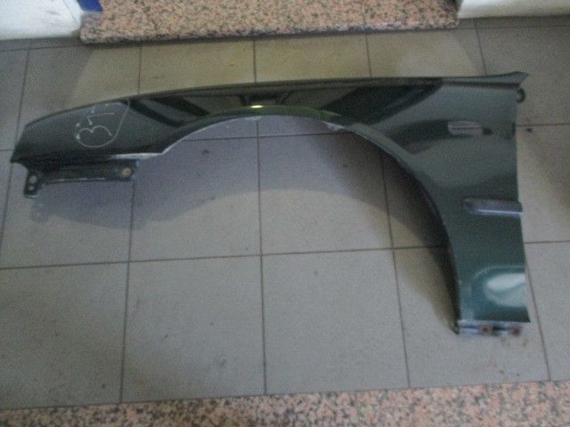 Guarda-lamas esquerdo ROVER 600 (RH)