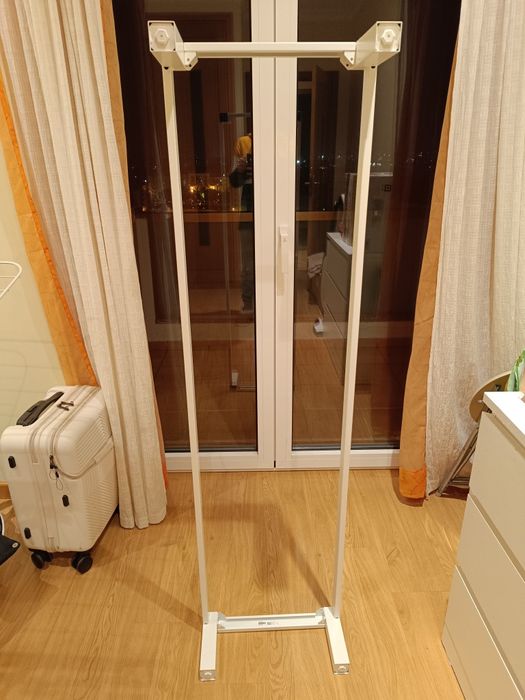 Suporte para móvel da IKEA