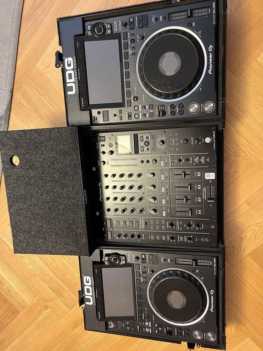 Multiplayer Pioneer DJM-A9