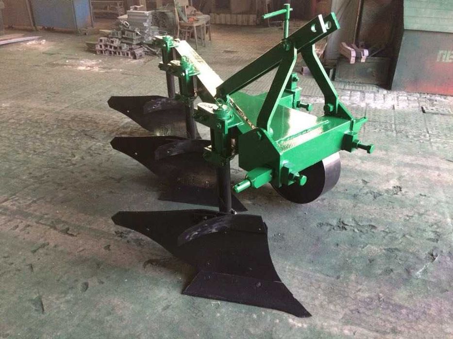 Плуг ПЛН 3-35   (2-35)  з предплужниками