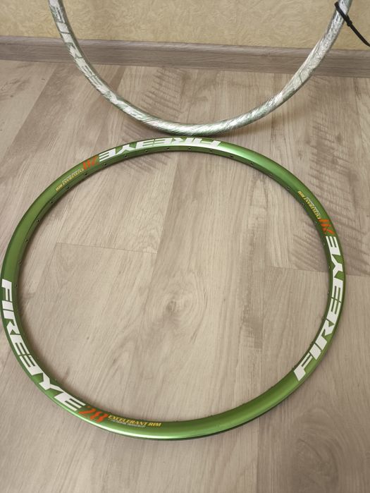 Обода зелені fireeye excelerant 28 26" 32,36H, sun rims single track
