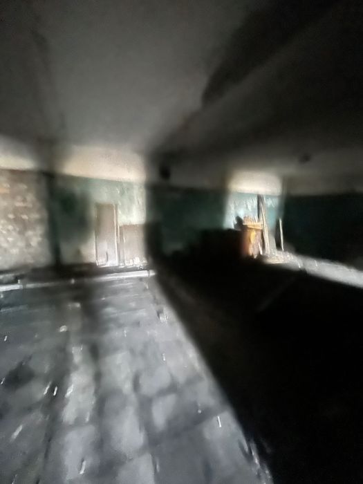 Сдам на длительный срок трех этажное помищение два подвала