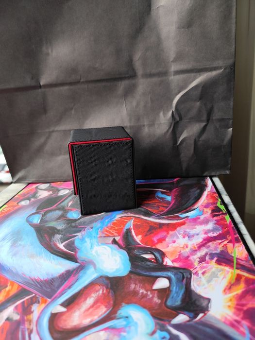 Deckbox com interior em camurça
