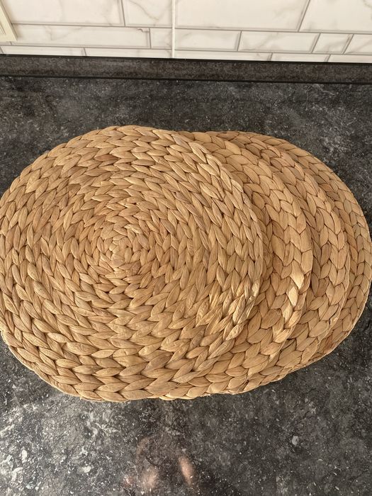 Підставки під тарілки