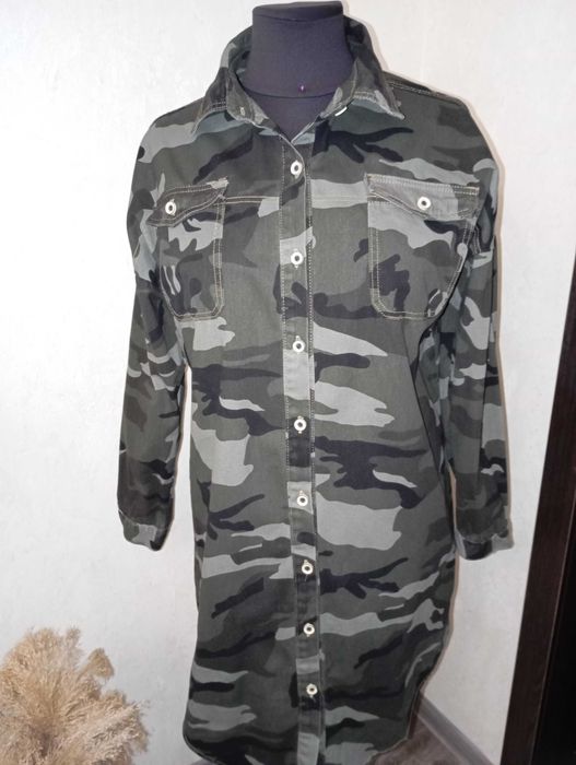 Платье рубашка деним джинс р 54 - 56
Shein