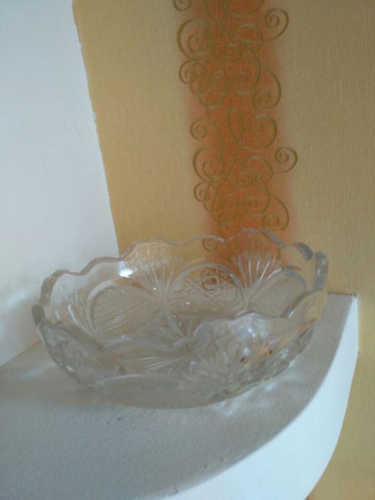 Хрустальная салатницв