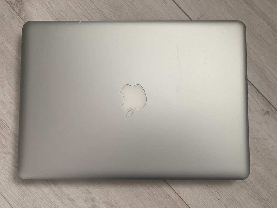 Продам MacBook Pro