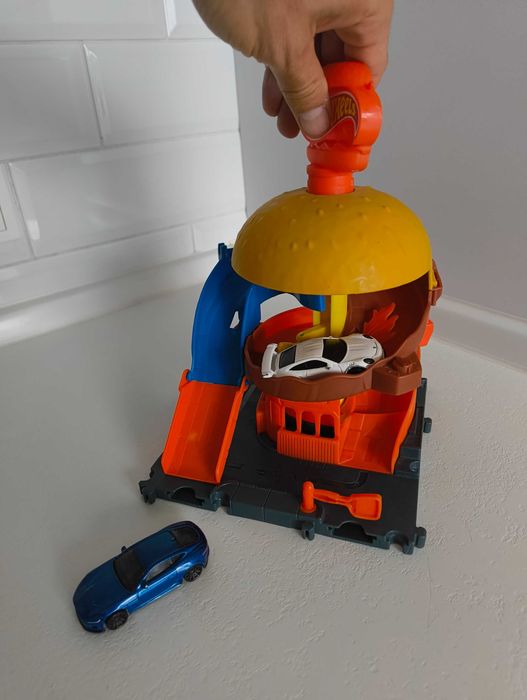 Трек Хот вілс Hot Wheels Бургерна