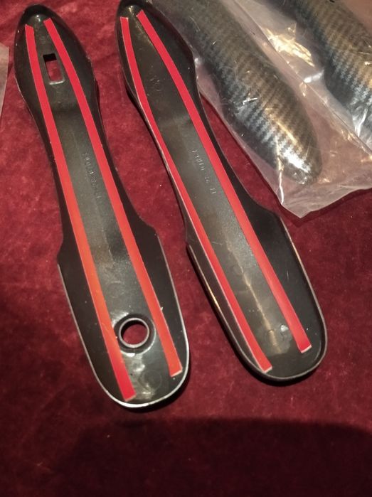 Накладки на дверные ручки автомобиля. Комплек - 4шт.