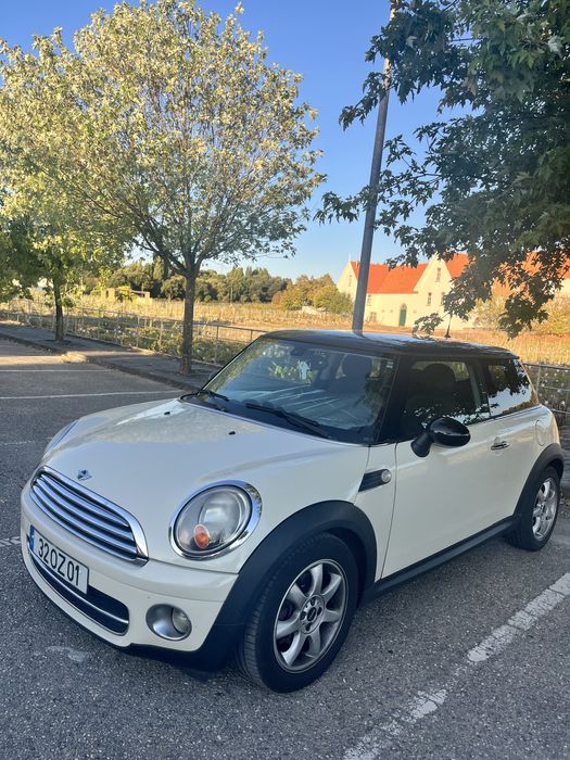 Mini One D em ótimo estado