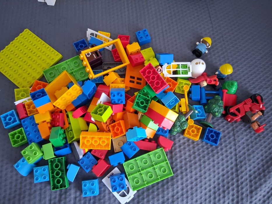 Mega Zestaw klocków Lego Duplo z serduszkiem 10909 plus inne