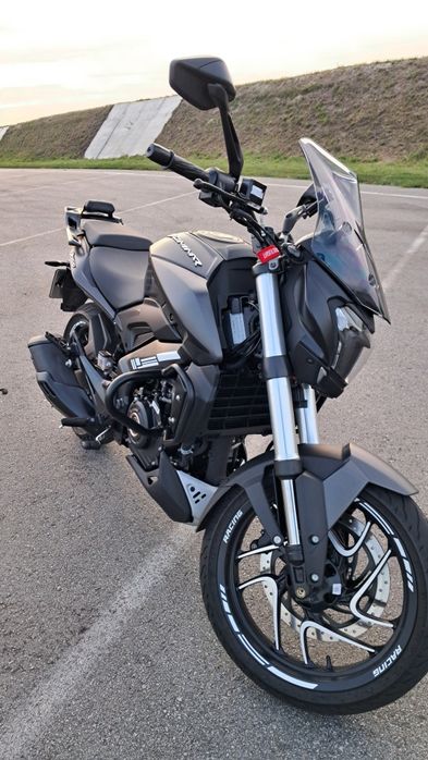 Bajaj dominar d400
