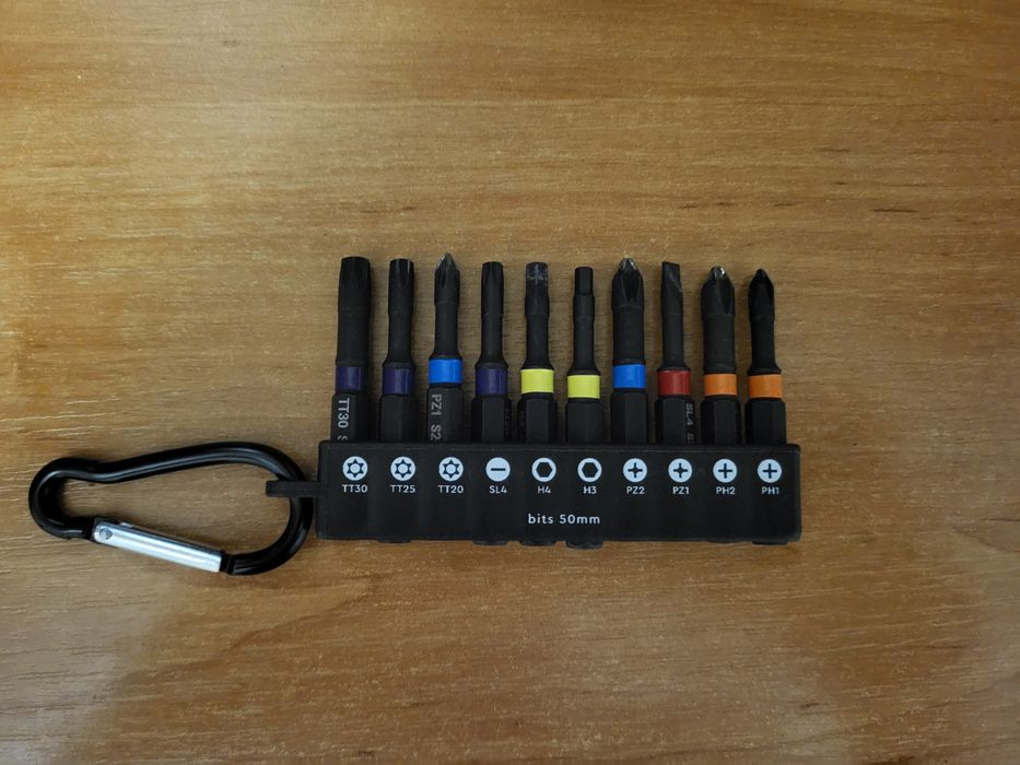 Аккумуляторная отвертка Dnipro-M CSD-40 X