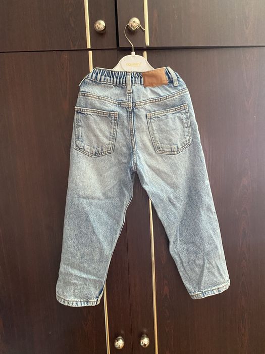 Zara джинси