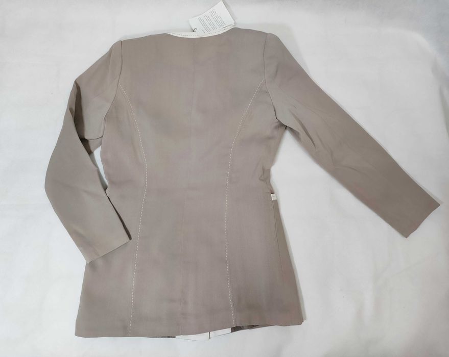 Długi żakiet damski z lamówkami capuccino  ANNE WEYBURN 44 2XL ŻA0058