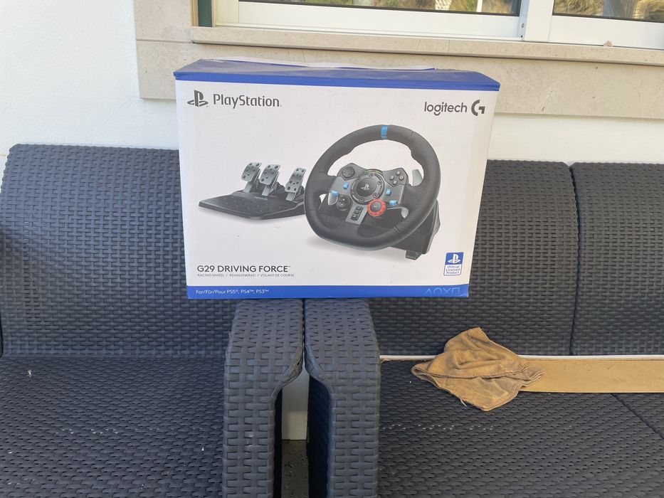 Conjunto Volante Logitech G29 Driving Force+Pedais+Mudanças(compatível com PS3,PS4 e PS5)
